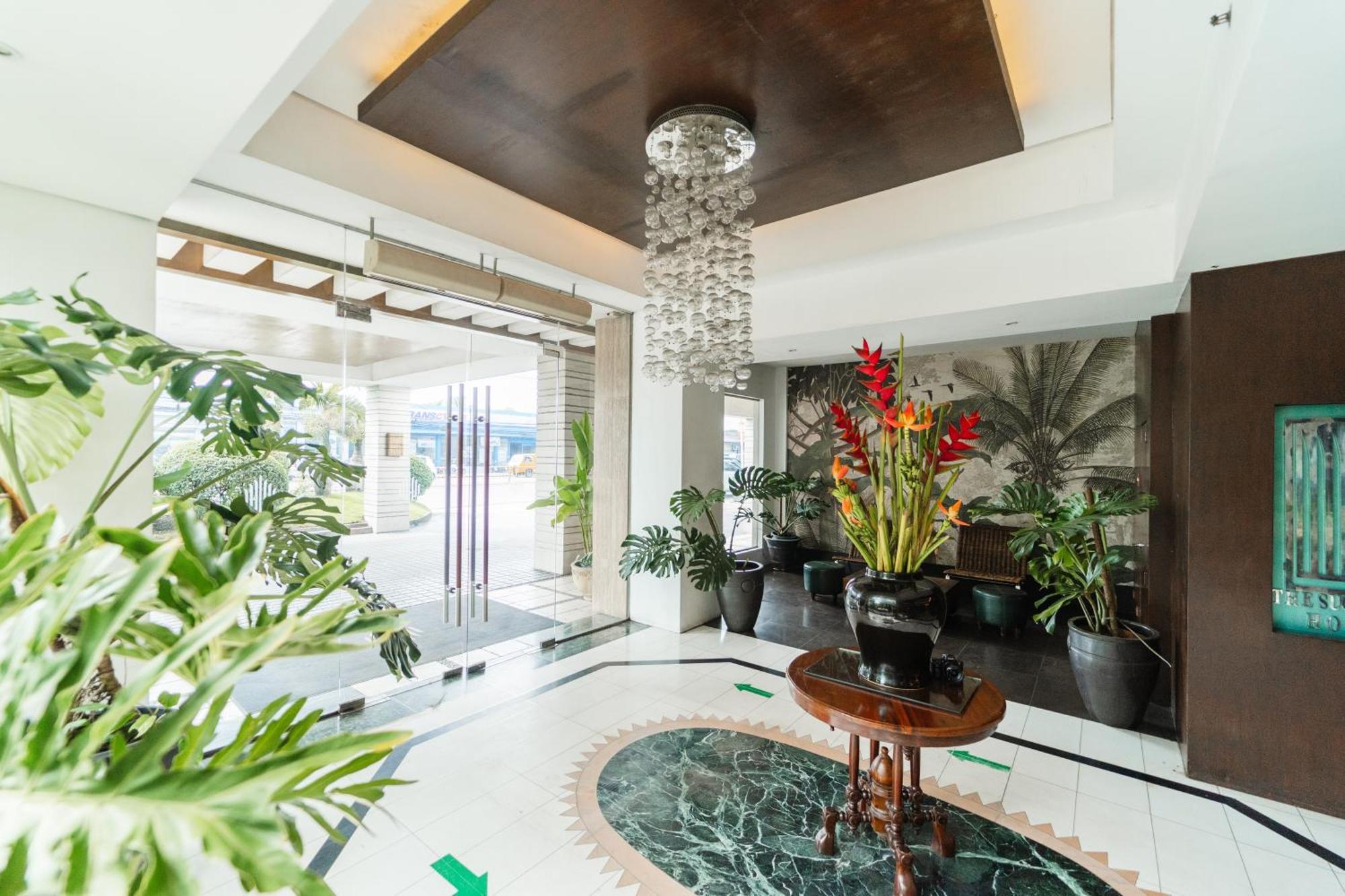 Sugarland Hotel Bacolod Exterior photo
