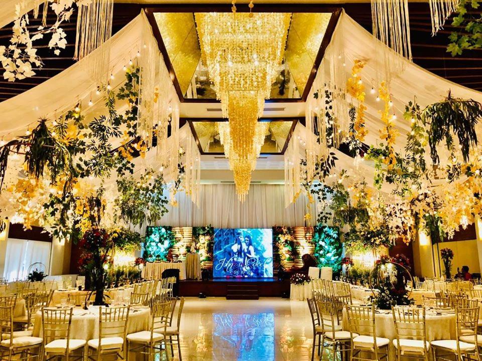Sugarland Hotel Bacolod Exterior photo